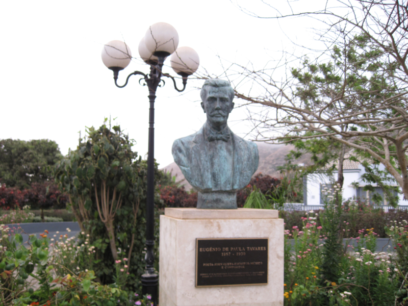 Busto de Eugénio Tavares