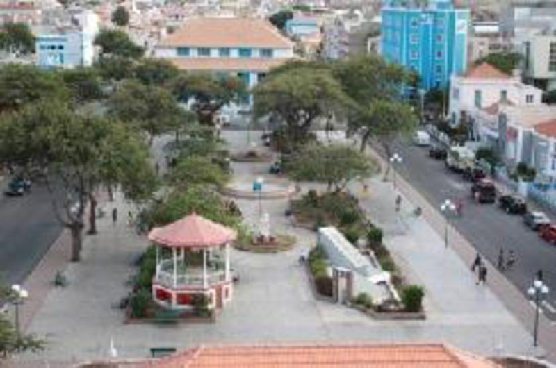 Praça Nova